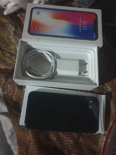 Apple iPhone X with box charger face ID on 64gb