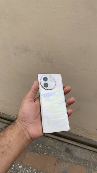 Vivo V30e 5g