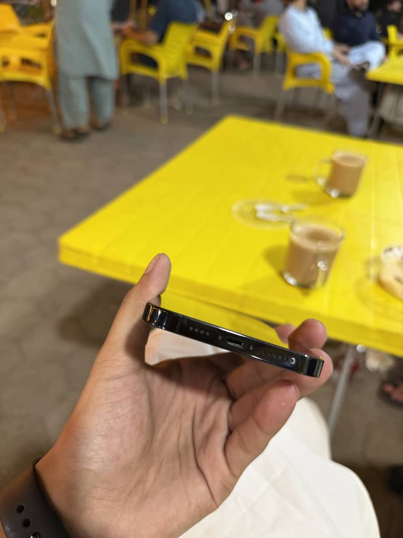 iPhone 14 pro max 1