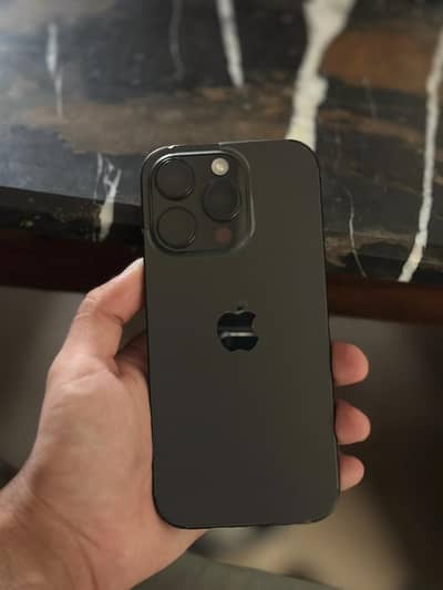 Apple iPhone 16 Pro
