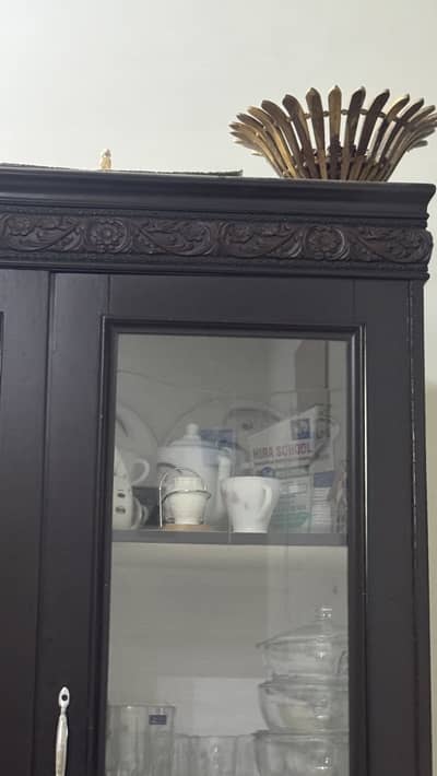 Solid Wood Glass Display Cabinet / China Cabinet with 3 Drawers