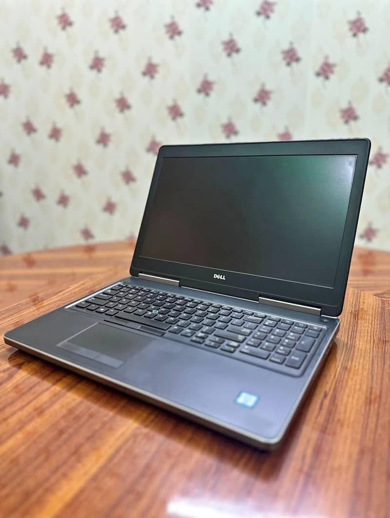 Dell Precision 7520 3