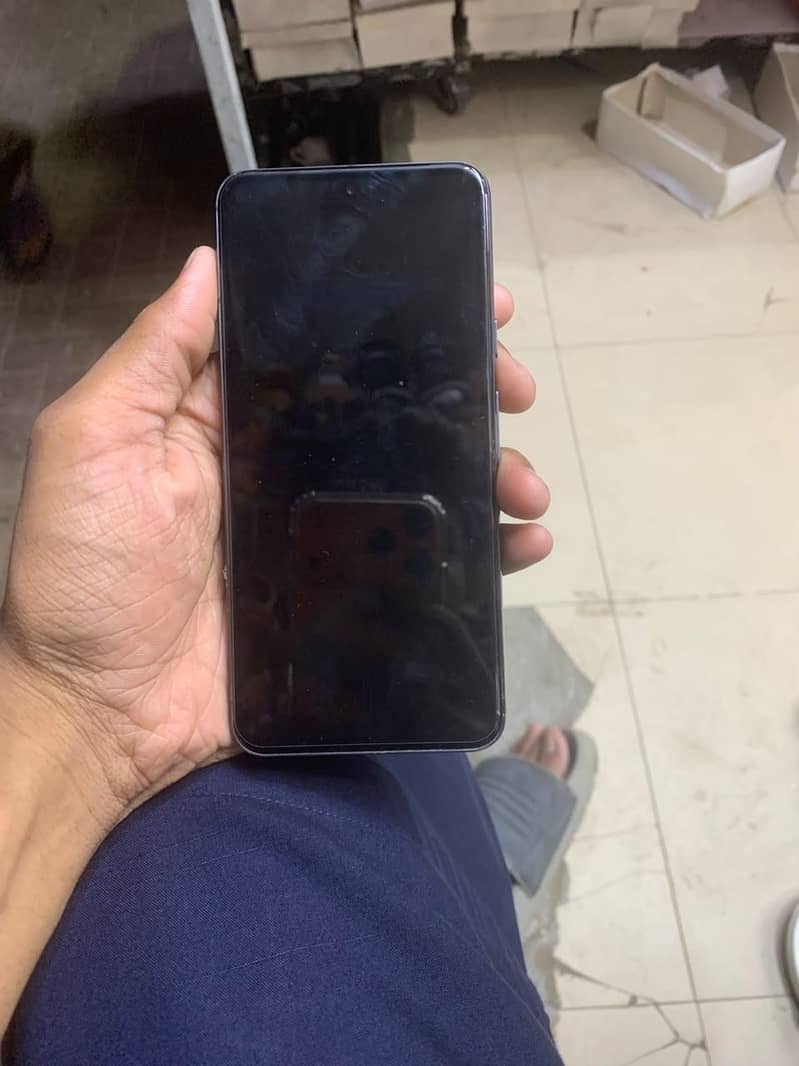 Google Pixel 8 2