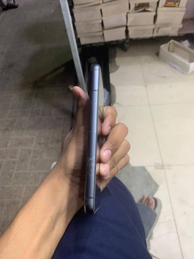 Google Pixel 8 3