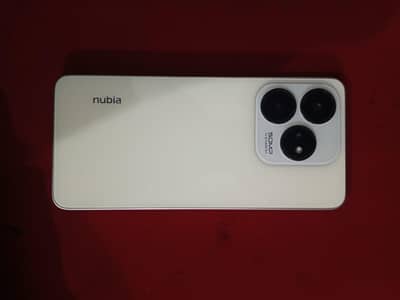 Zte nubia V60 Design