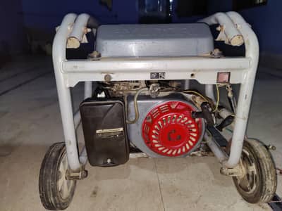 Hyundai Gasoline Generator 3 KW