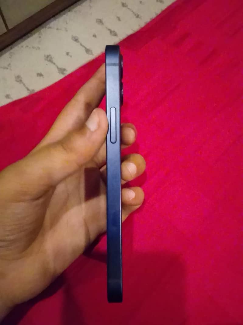 Apple iPhone 12 mini 7