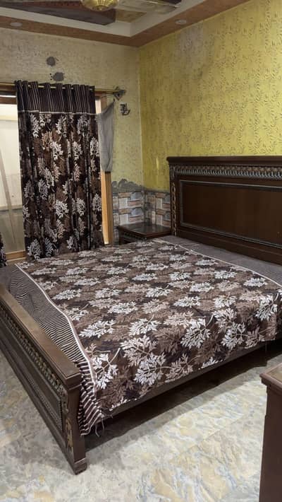 akhrot wooden bed room set