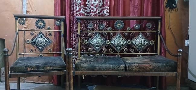 Heavy Quality Iron sofa in Reasonable Price