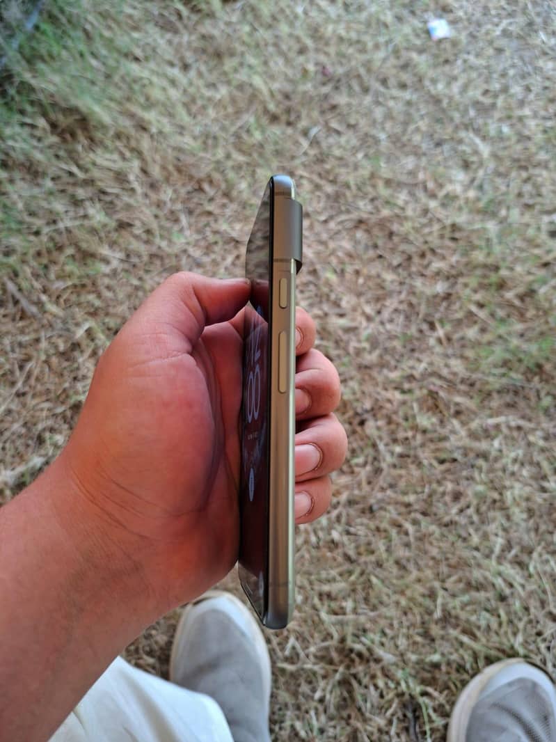 Google Pixel 8 1