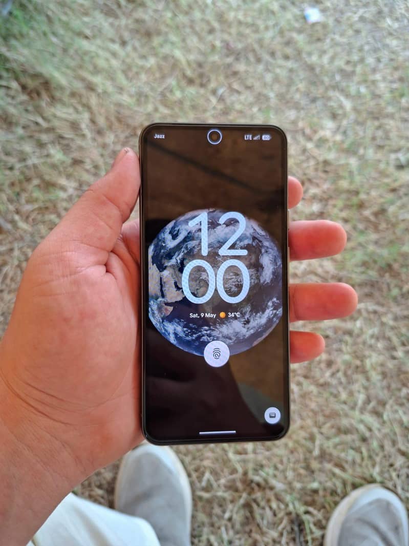 Google Pixel 8 2