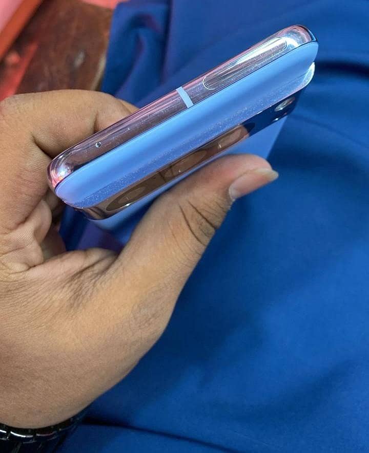 Google Pixel 8 Pro 4