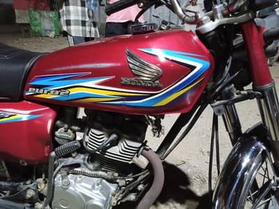 Honda 125 2017 ka end Karachi num
