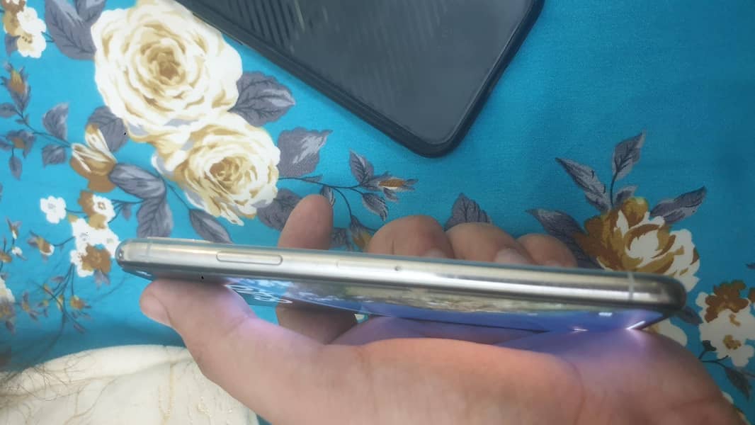iphone X 4