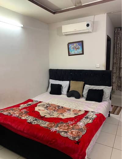 1 bed furnished apartment available for daily Bases