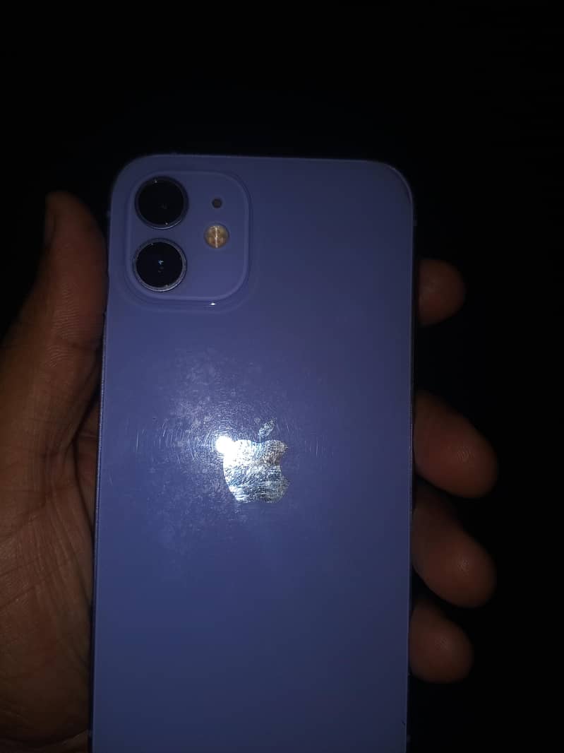 Apple iPhone 12 0