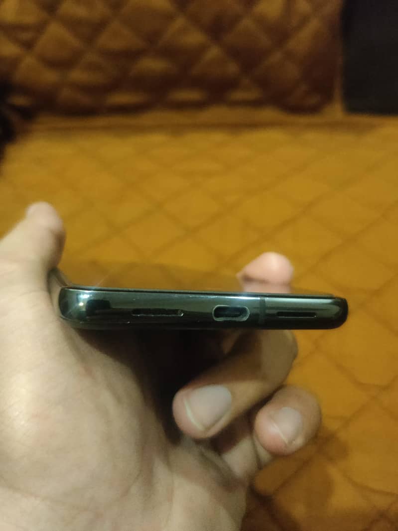 Google Pixel 8 Pro 3