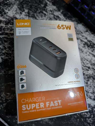 Ldnio 65 watt charger.