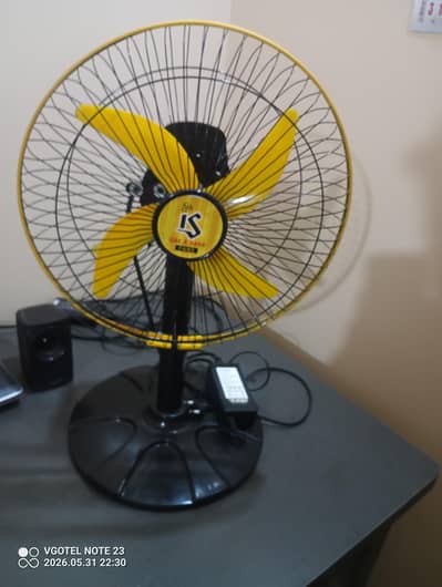 AC DC TABLE FAN 12 V WITH SUPPLY For