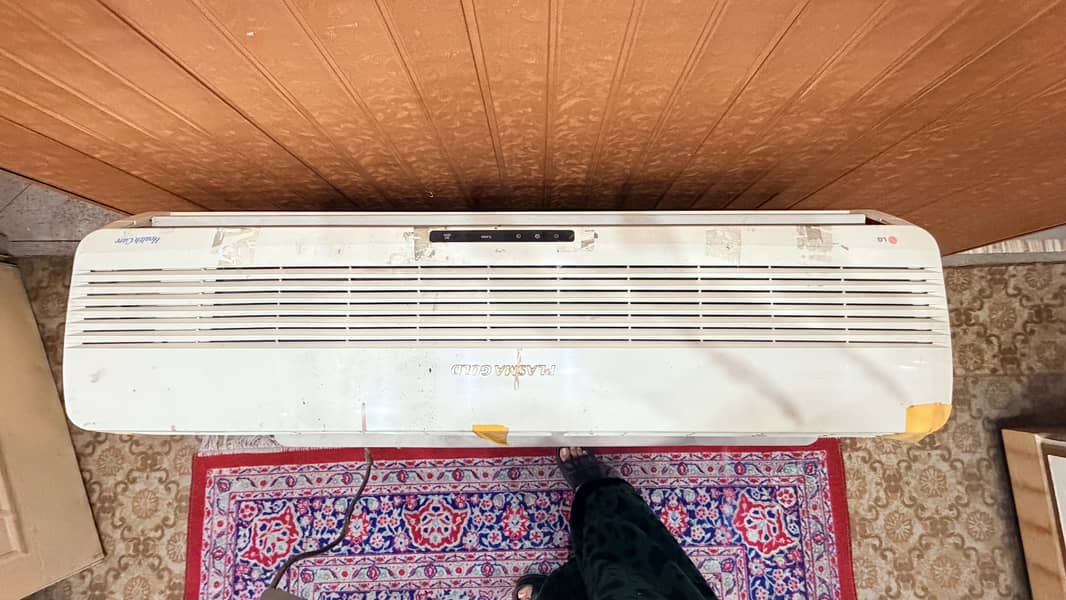 Split AC 0
