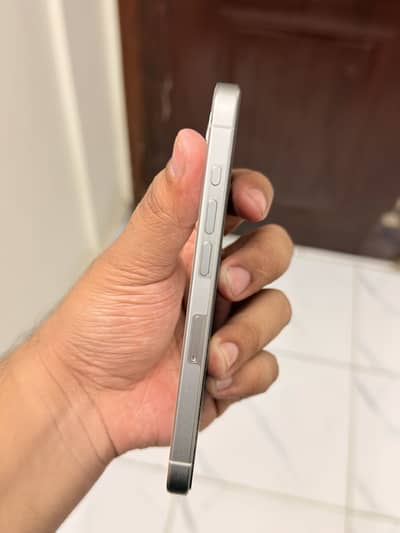 Apple iPhone 15 Pro