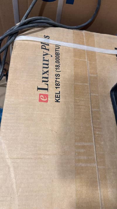 brand new 1.5 ton inverter ac