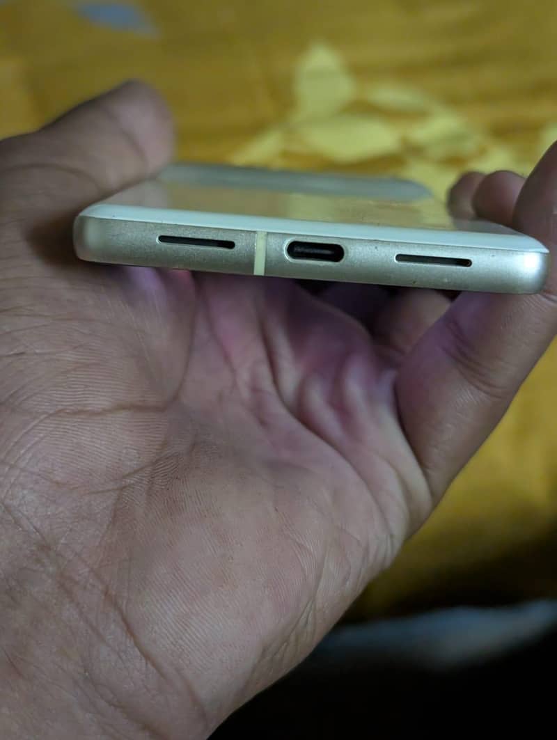 Google Pixel 7 5