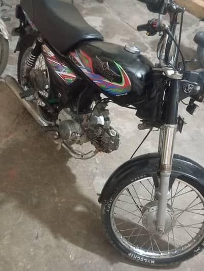 super Star 22 model ha 23 rigistar he full ok ha koi Kam nahi he