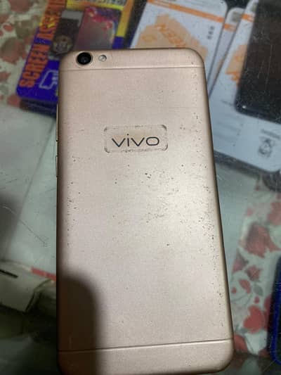 Vivo Y67 4gb ram 64gb space