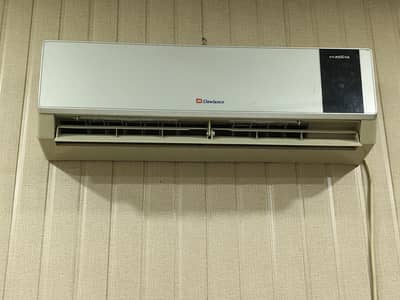 Dawlance non inverter Ac 1 ton, Good condition.