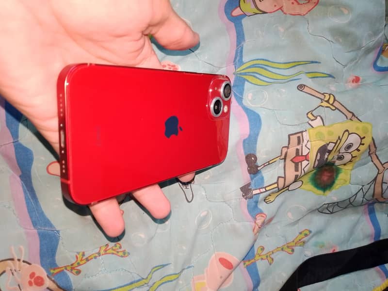 Apple iPhone 13 3