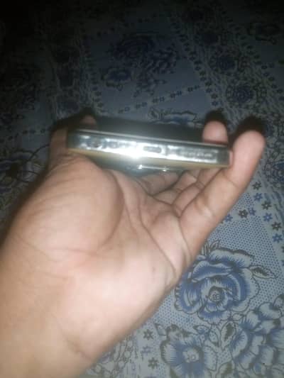 Infinix Hot 40i