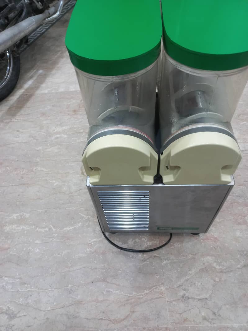 Two Flavour Slush Machine imported 6
