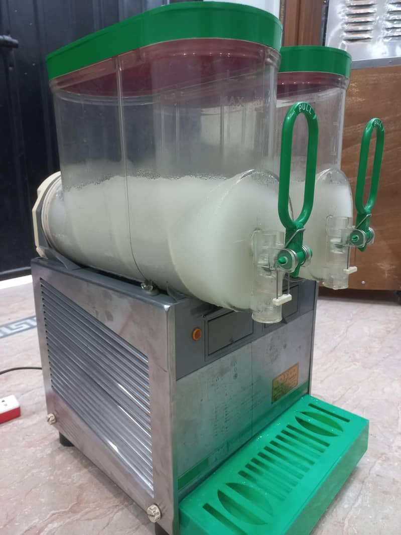 Two Flavour Slush Machine imported 9