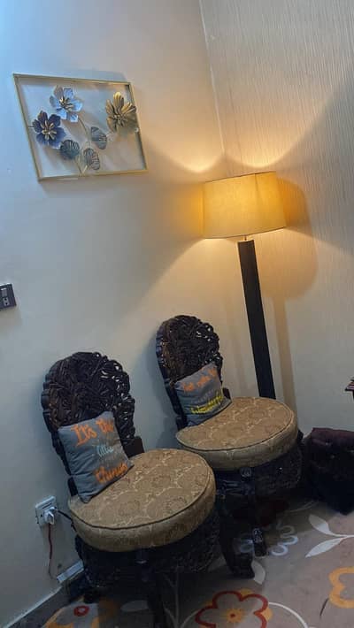 chanyoti coffee chairs