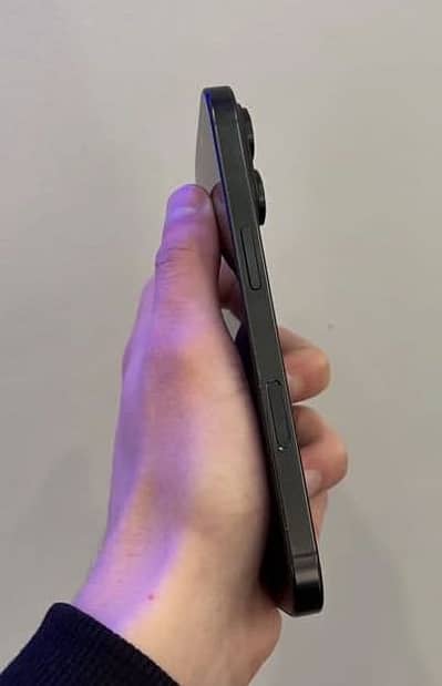 Apple iPhone 16 Pro