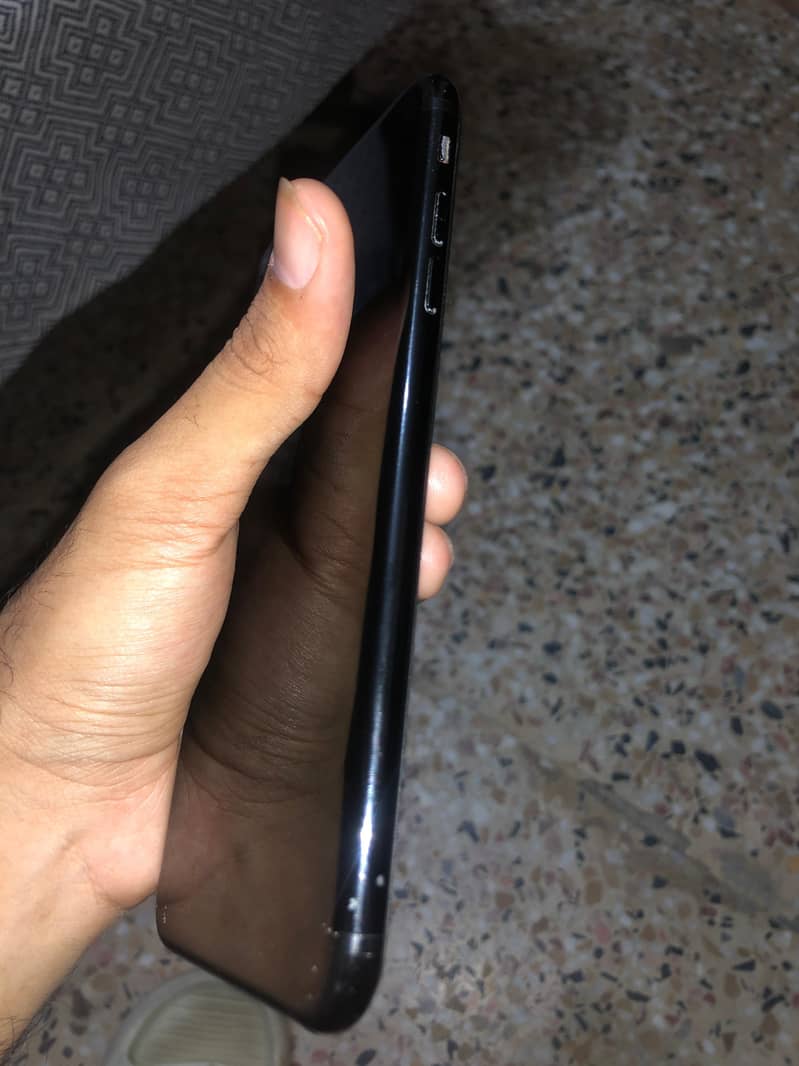 iPhone 7 Plus 4