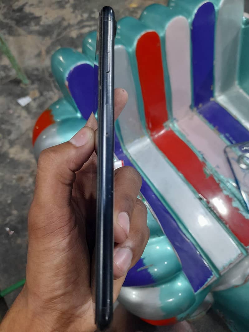 Apple iPhone 7 Plus 2