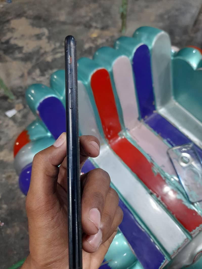 Apple iPhone 7 Plus 4