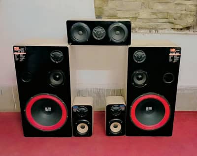 Home thater Speakers
