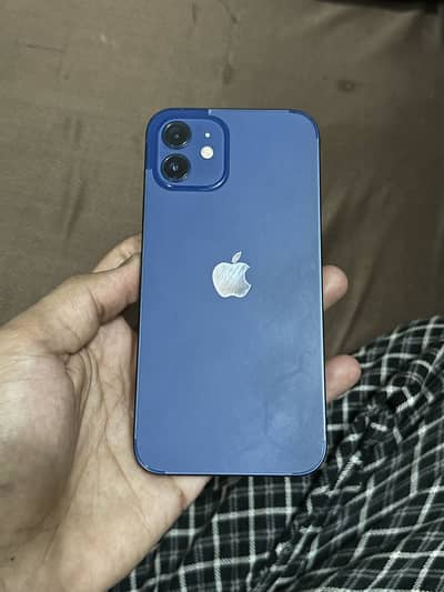 Apple iPhone 12