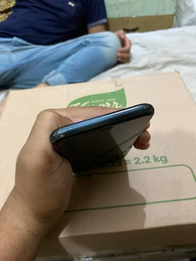 Apple iPhone XR