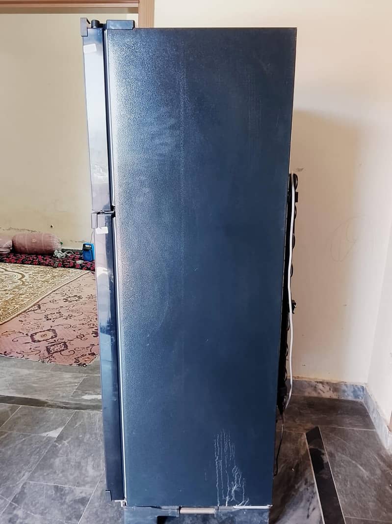 Refrigerator 4