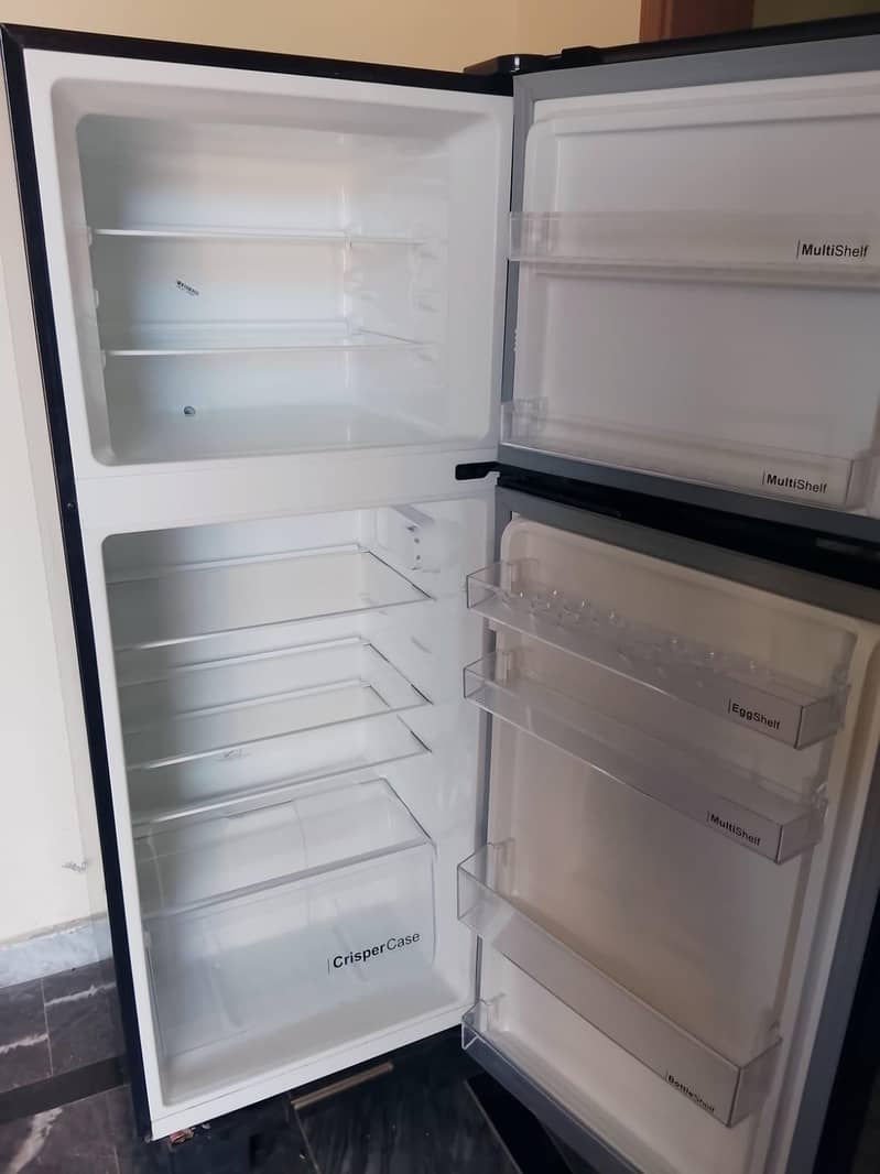 Refrigerator 10