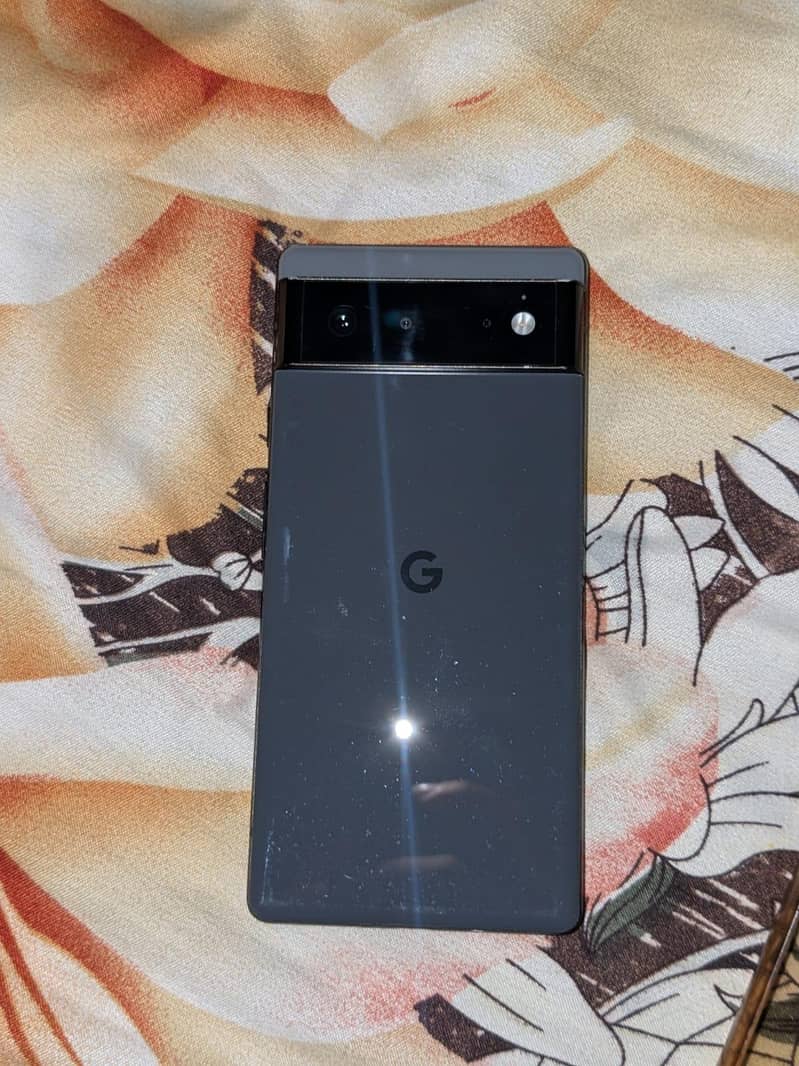 Google Pixel 6 4