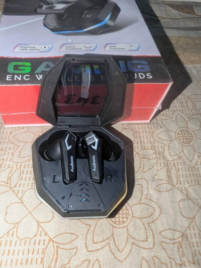Audionic erebads 4