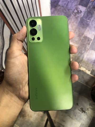 Infinix Hot 12
