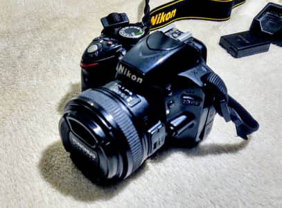 Nikon D3200 with new 50mm F1.8 Low Shutter Count