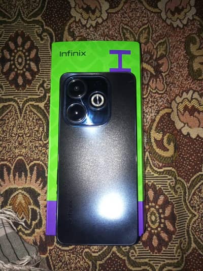 Infinix Hot 40i complete box 10/10