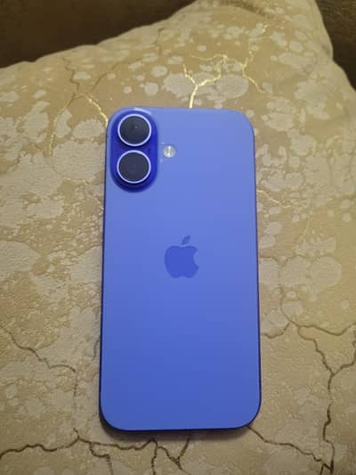 Apple iPhone 16